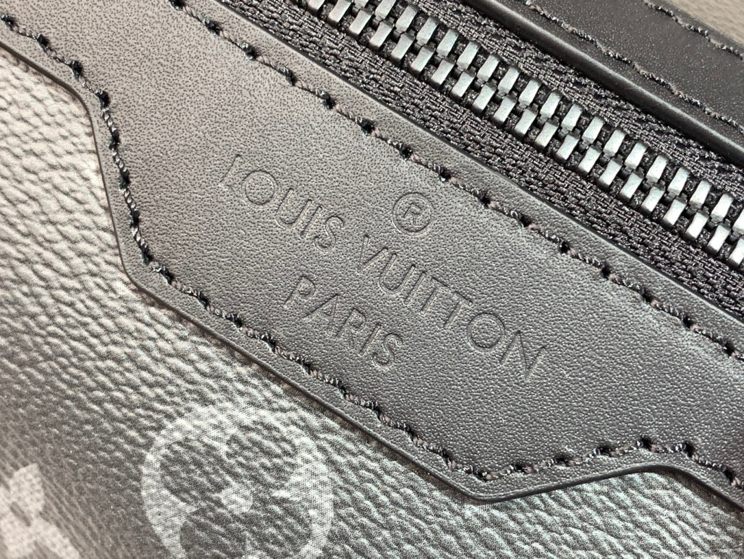 LOUIS VUITTON MONOGRAM ECLIPSE REVERSE PM GRAY - Phantom Kicks