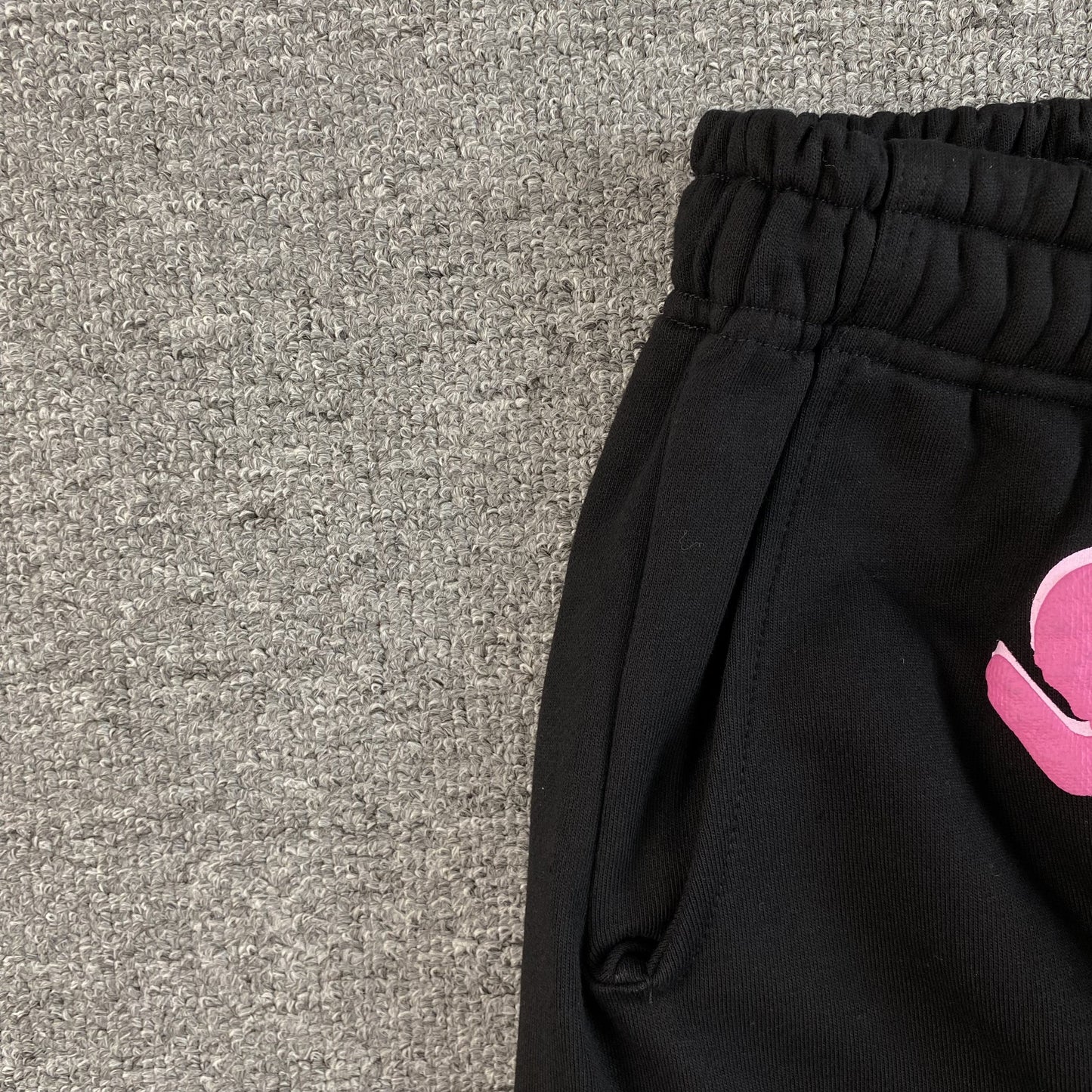 SP5DER ANGEL NUMBER SWEATPANTS BLACK - Phantom Kicks