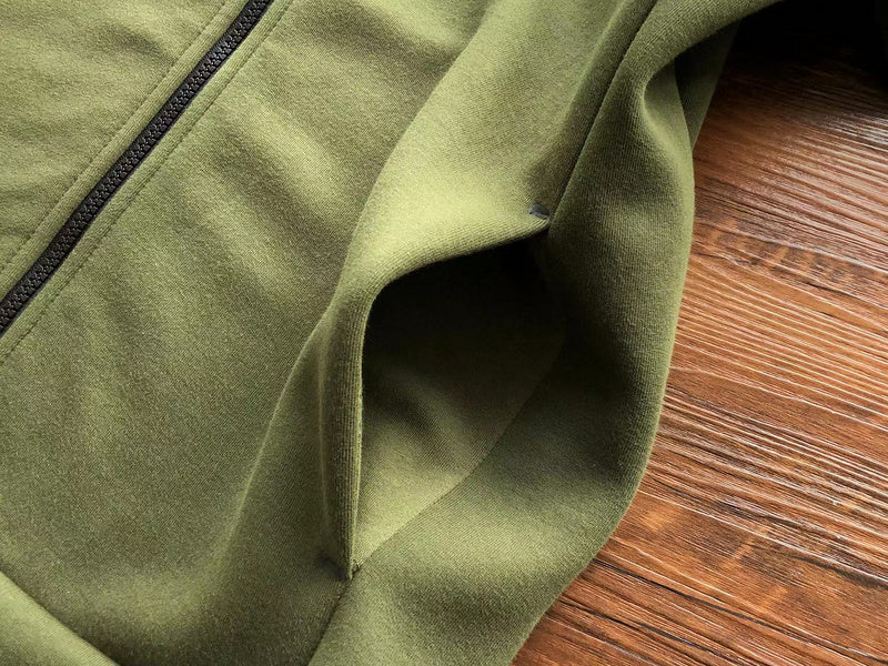 NIKE TECH FLEECE HOODIE x OLIVE GREEN - Phantom Kicks