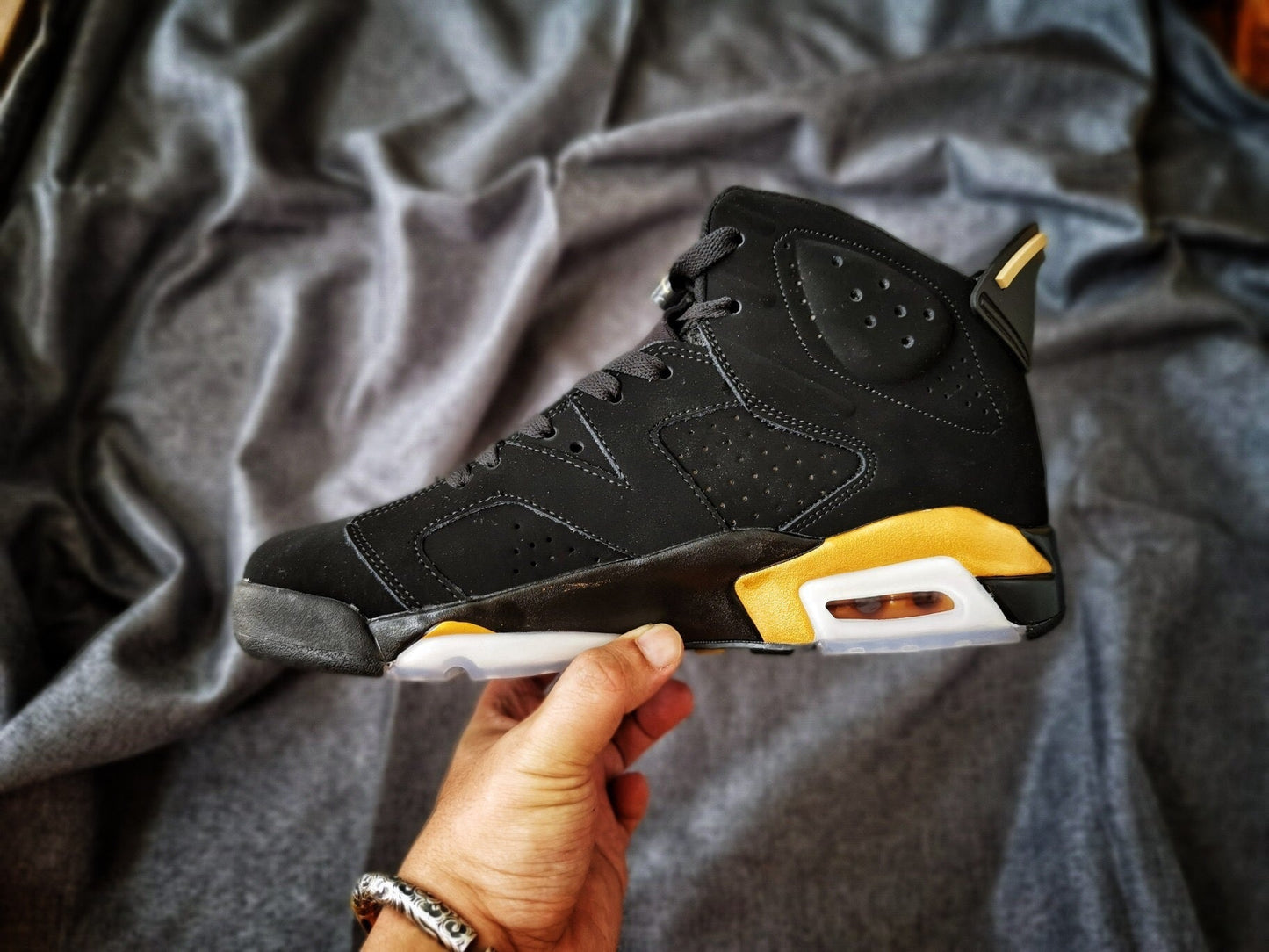 Jordan 6 Black and Gold - Phantom Kicks