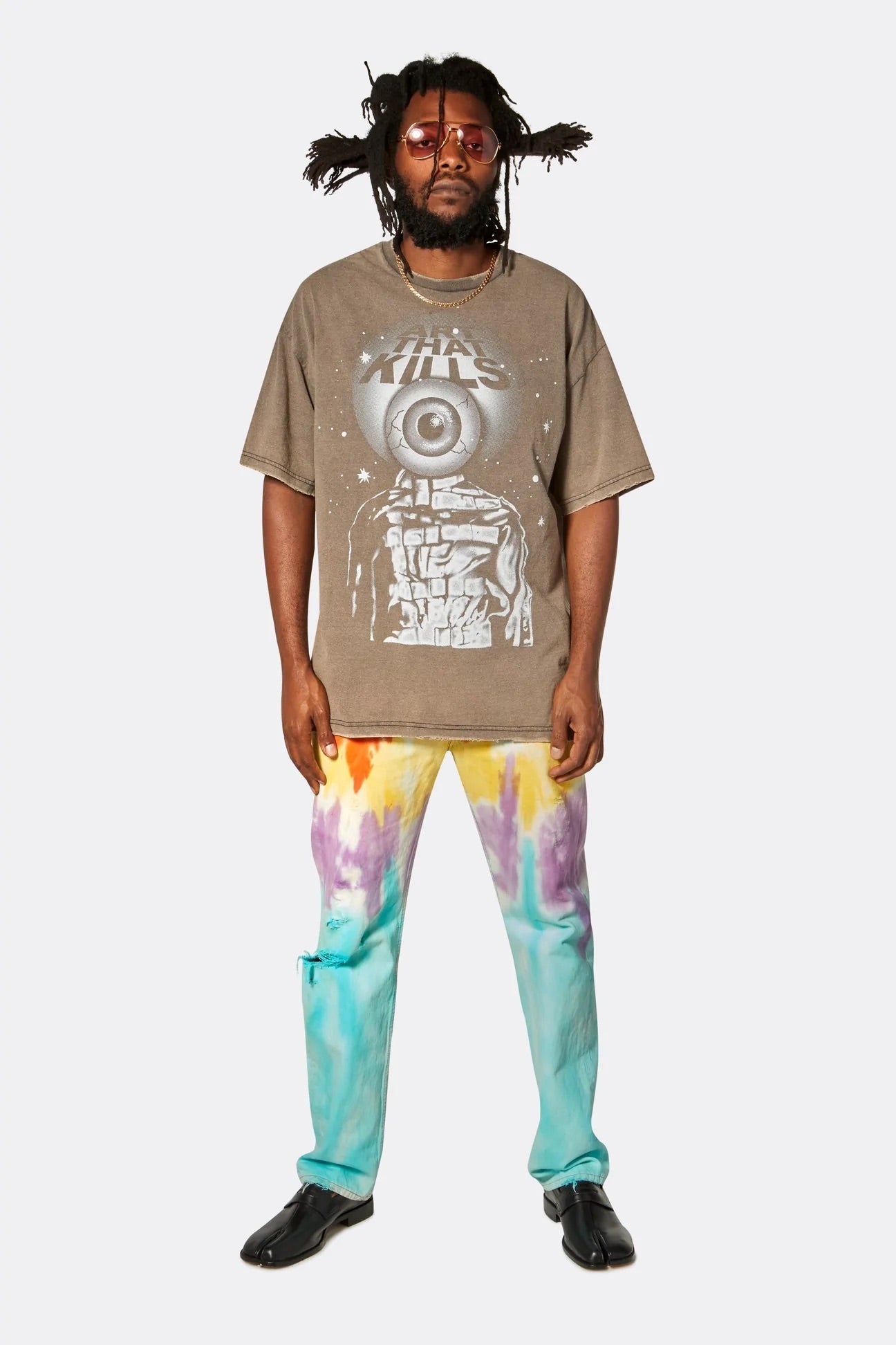 Gallerydept. “ART THAT KILLS" Rod Tee - Phantom Kicks