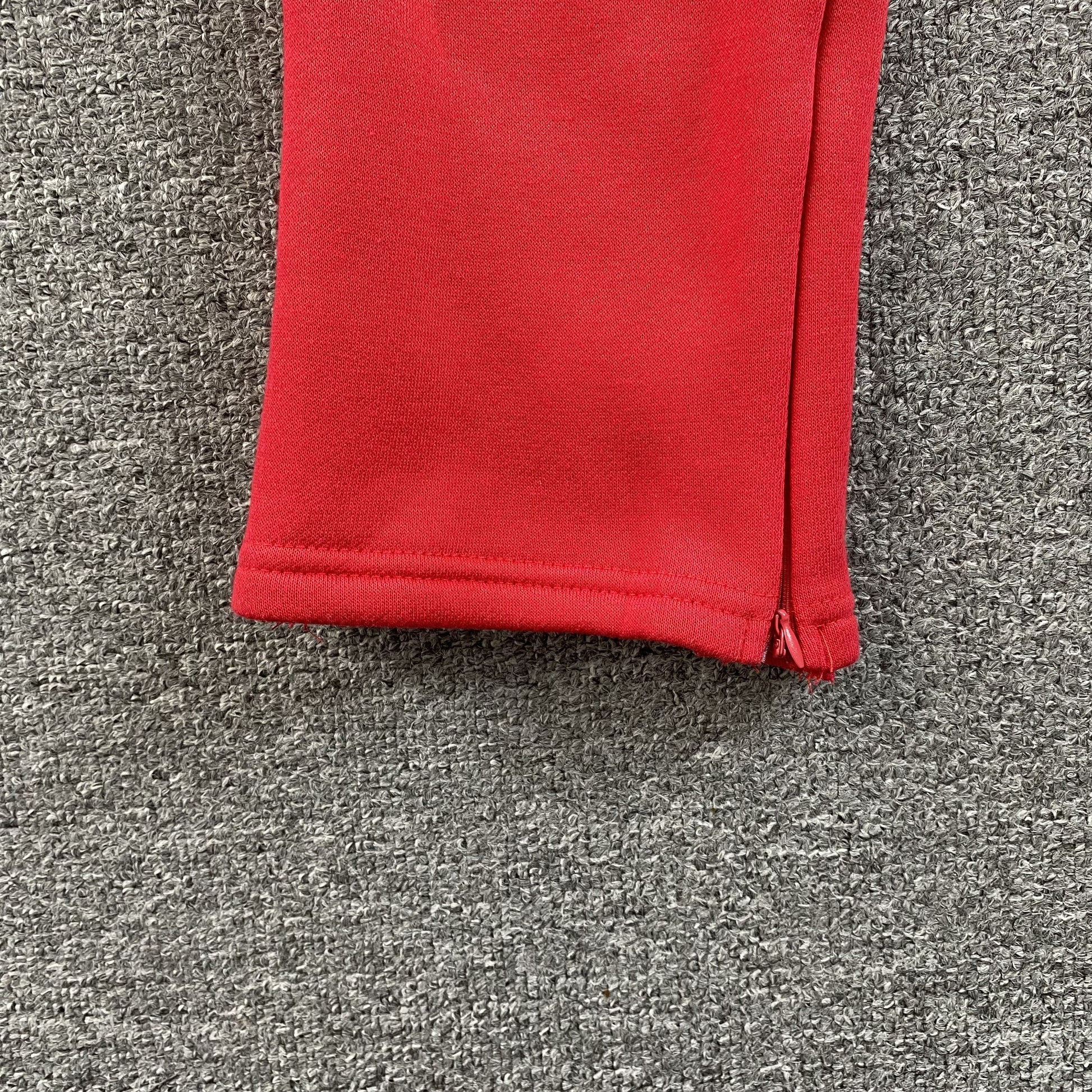 SYNA WORLD SWEATPANTS RED - Phantom Kicks
