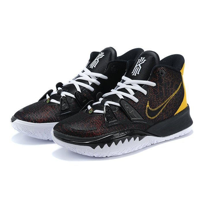 NIKE KYRIE 7 x ROSWELL RAYGUNS - Phantom Kicks