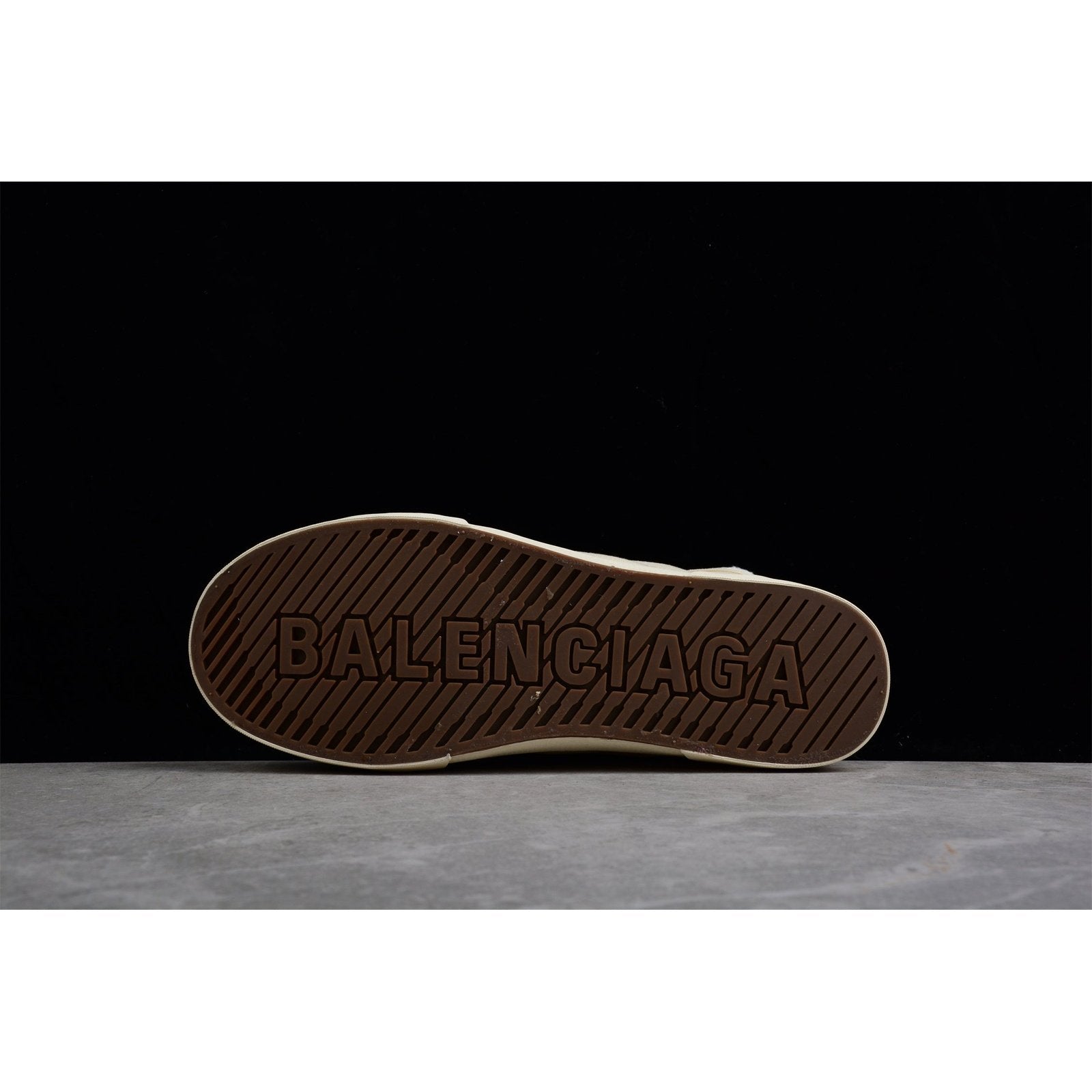 BALENCIAGA PARIS MID VULC DESTR x BEIGE - Phantom Kicks