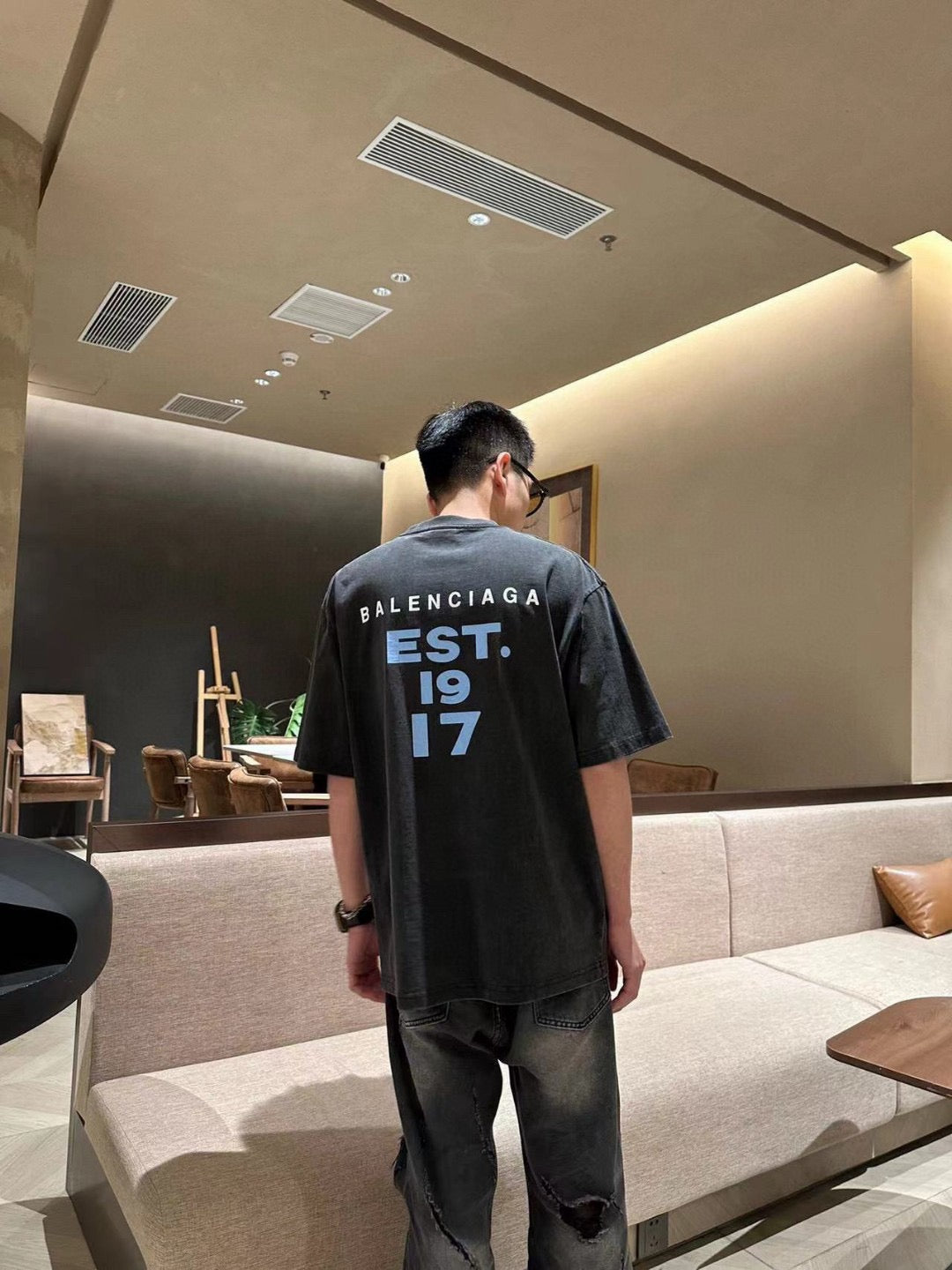 Balenciaga T-Shirt - Small Logo - Phantom Kicks
