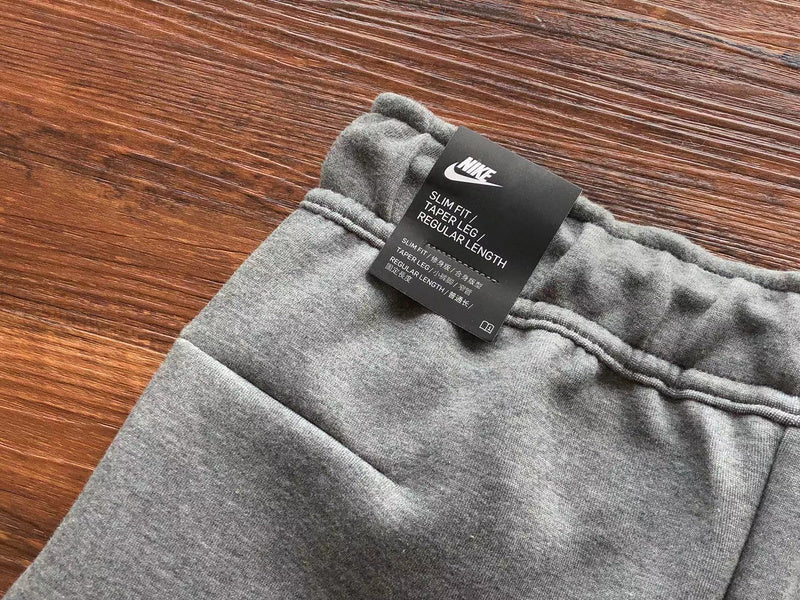 NIKE TECH FLEECE PANTS x WOLF GREY - Phantom Kicks
