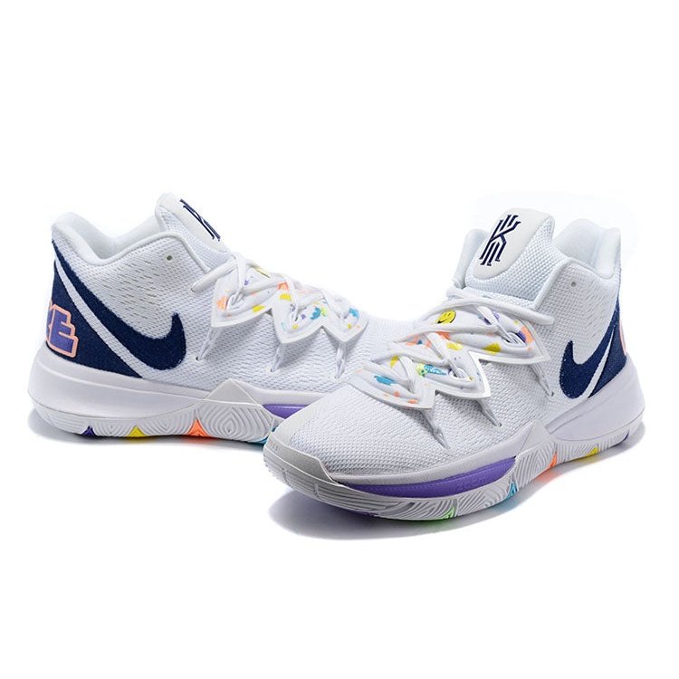 NIKE KYRIE 5 x HAVE A NIKE DAY - Phantom Kicks