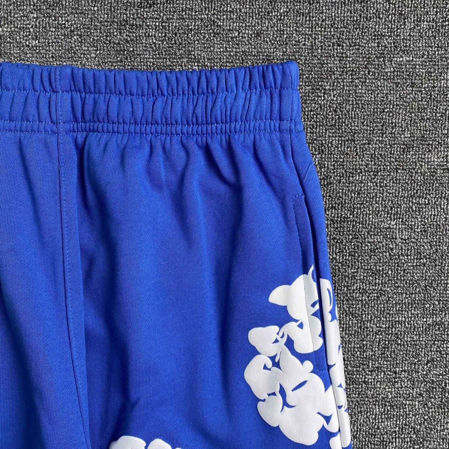 DENIM TEARS COTTON WREATH SWEATPANTS DEEP BLUE - Phantom Kicks