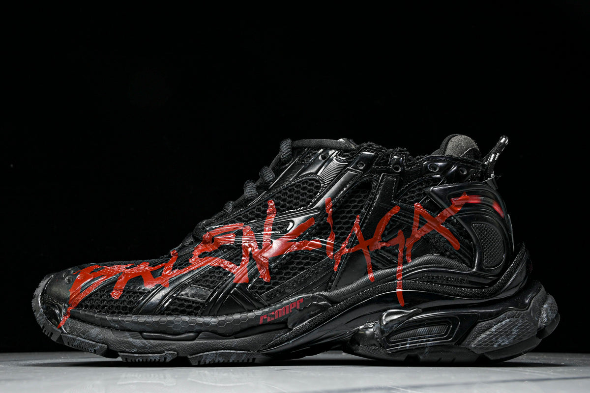 B Runner Black Graffiti