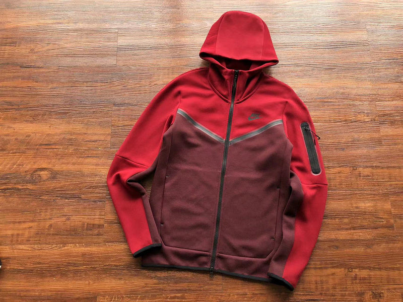 NIKE TECH FLEECE HOODIE x BERRY/POMEGRANATE - Phantom Kicks