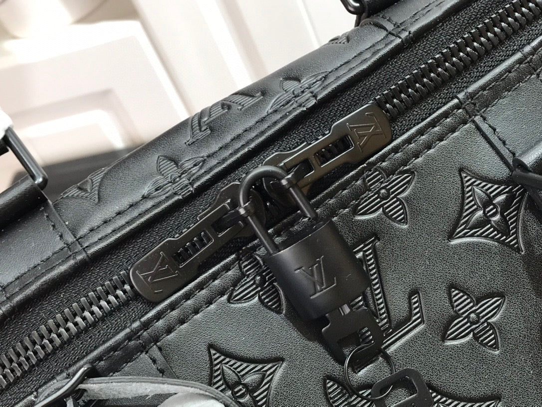 LOUIS VUITTON KEEPBALL 50 BLACK LEATHER TRAVEL BAG - Phantom Kicks