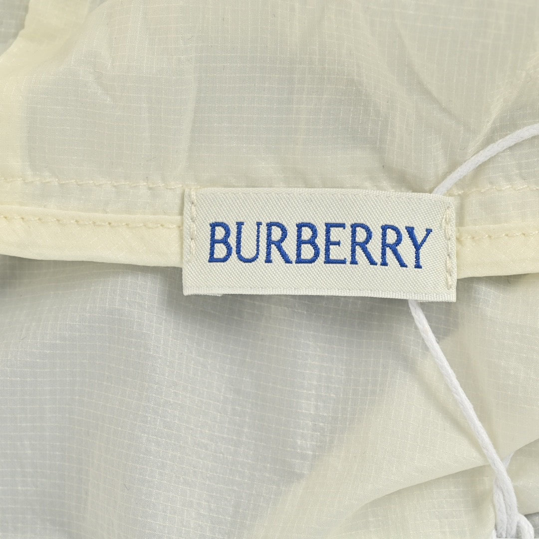 Burberry Lightweight Hooded Jacket - Phantom Kicks