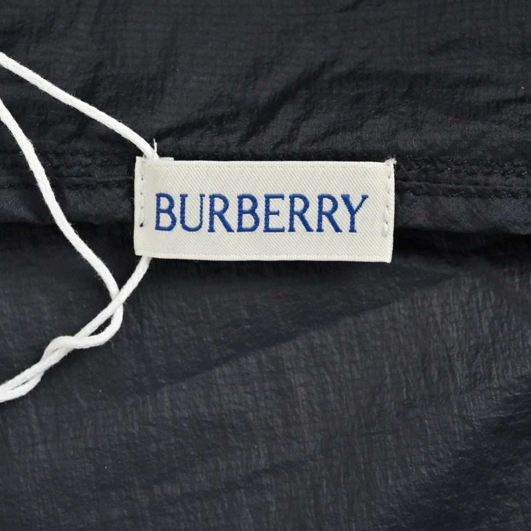 Burberry Lightweight Hooded Jacket - Black - Phantom Kicks