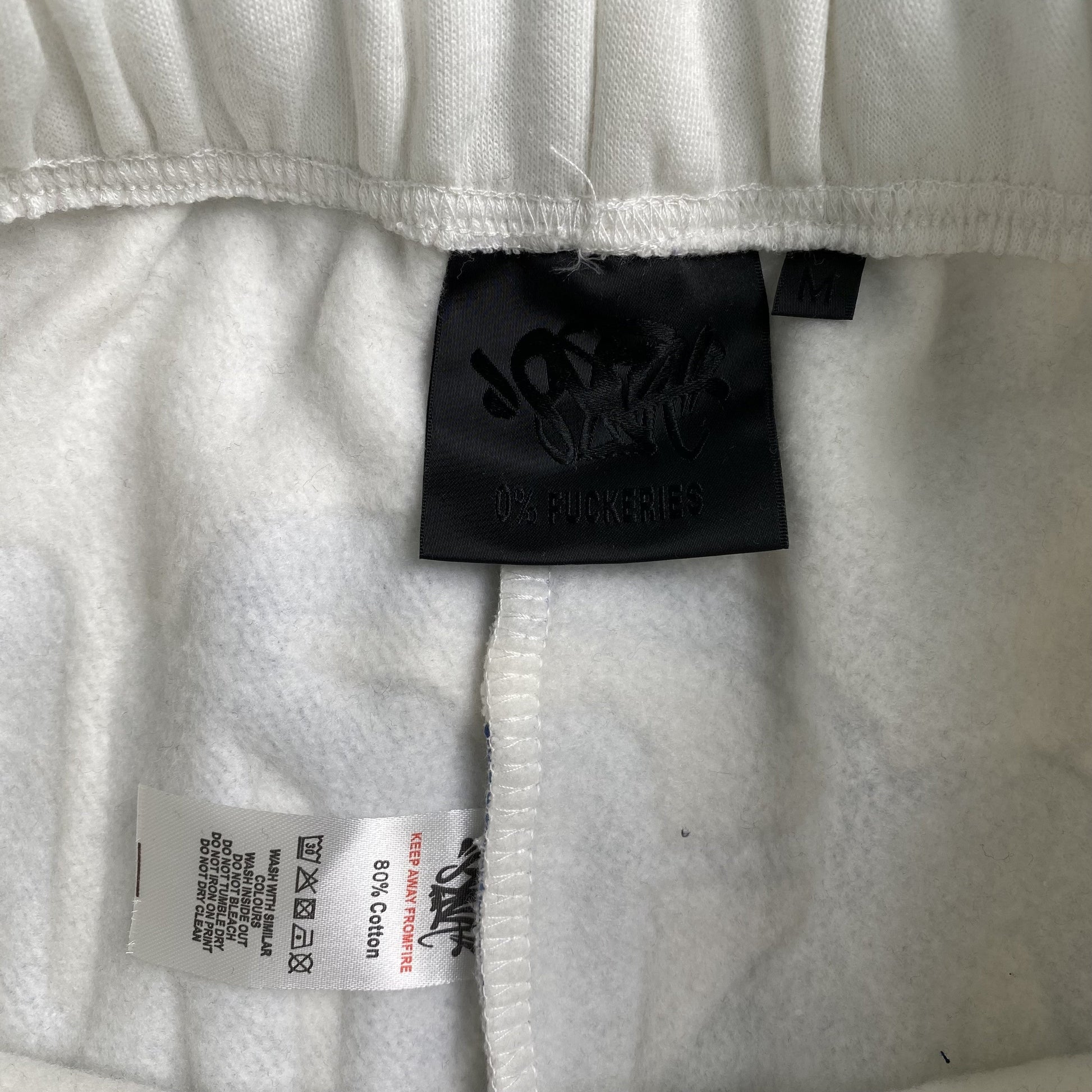 SYNA WORLD SYNA LOGO SWEATPANTS WHITE - Phantom Kicks