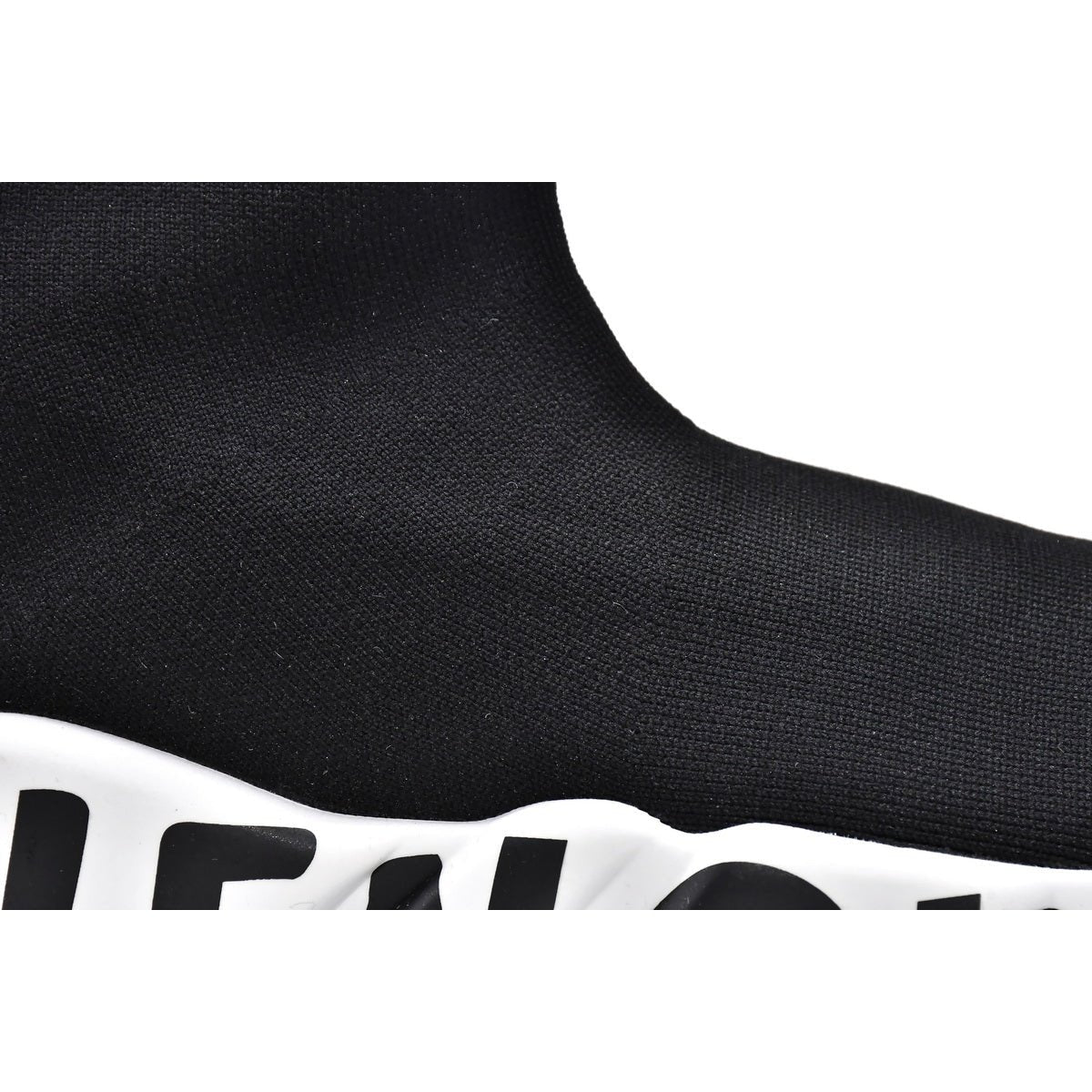 BALENCIAGA SPEED GRAFFITI TRAINER x BLACK WHITE - Phantom Kicks
