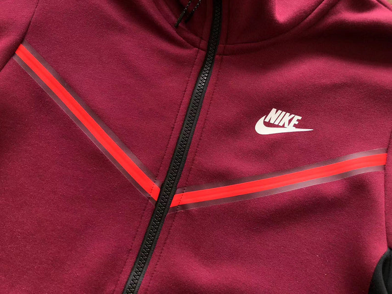 NIKE TECH FLEECE HOODIE x DARK BEETROOT/PHANTOM - Phantom Kicks