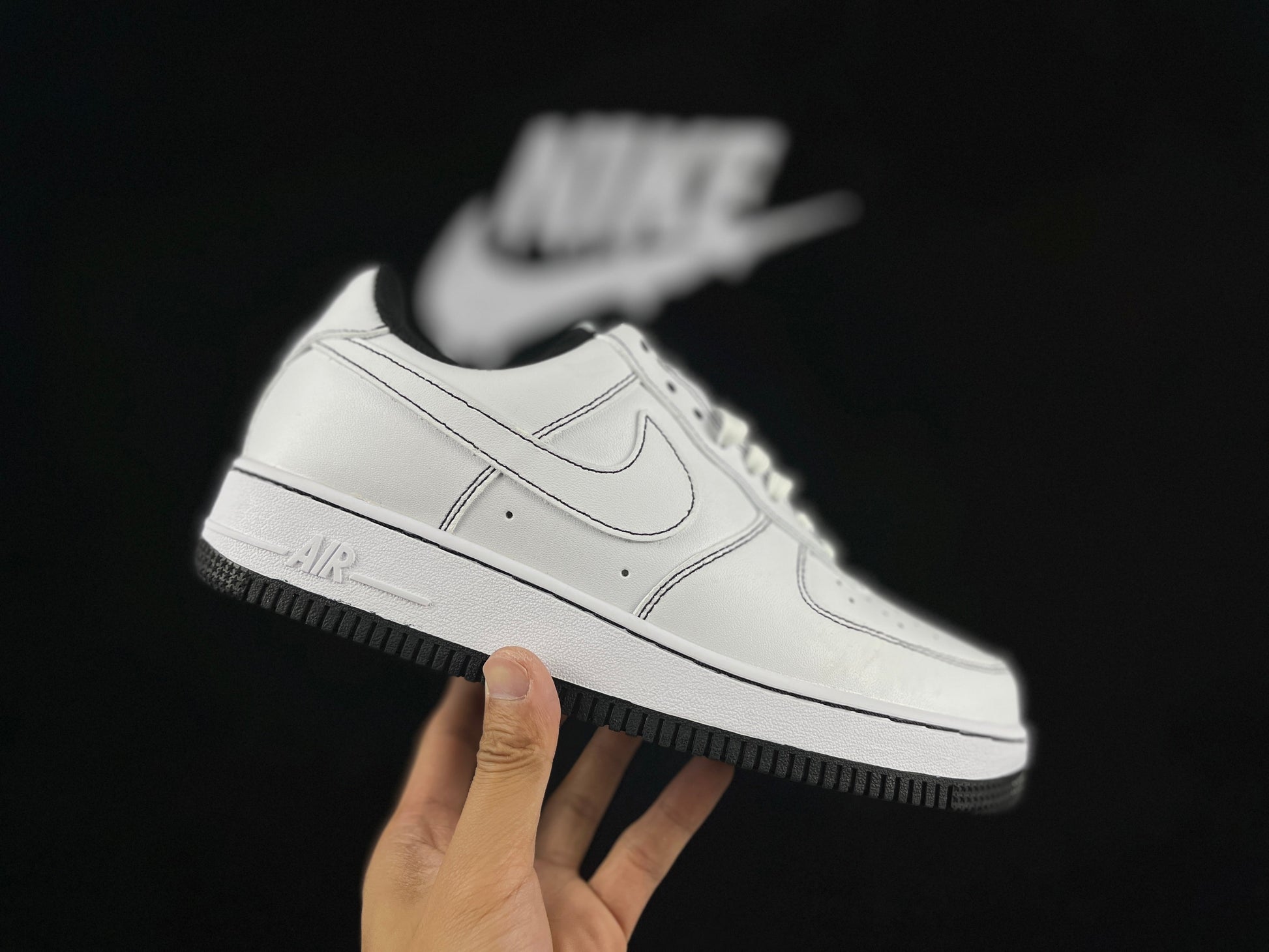 NIKE AIR FORCE 1 '07 - Phantom Kicks