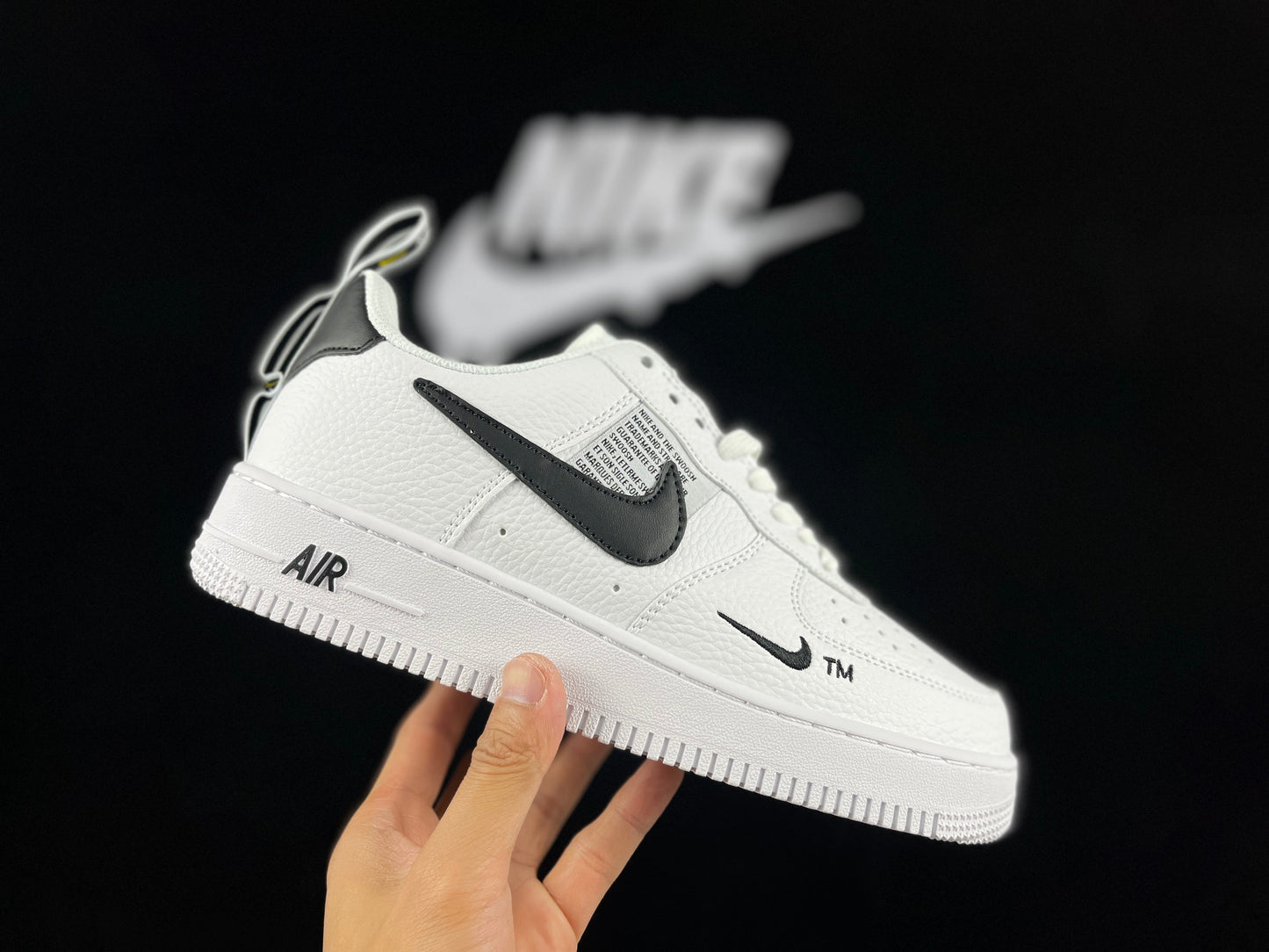 NIKE AIR FORCE 1 Low "White/Black" - Phantom Kicks