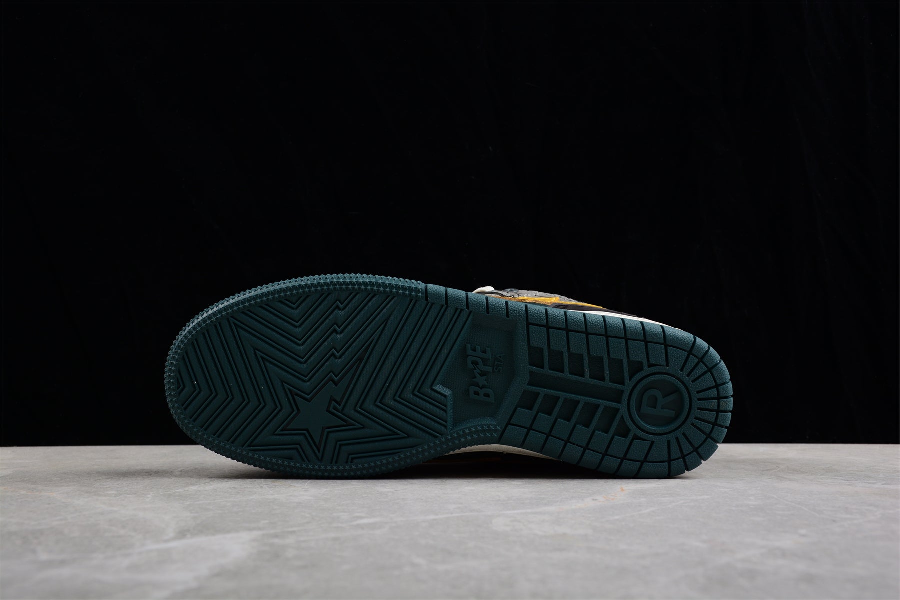 BAPE STA Low-Top Sneakers in Green and Yellow - Phantom Kicks