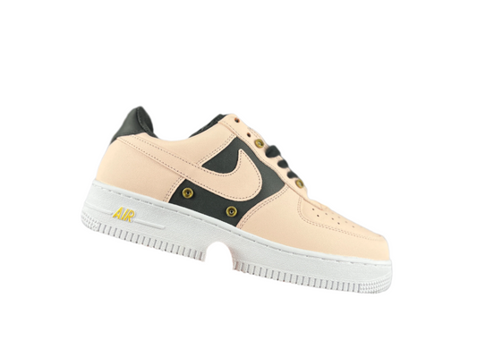 NIKE AIR FORCE 1 "Pink Buckle" - Phantom Kicks
