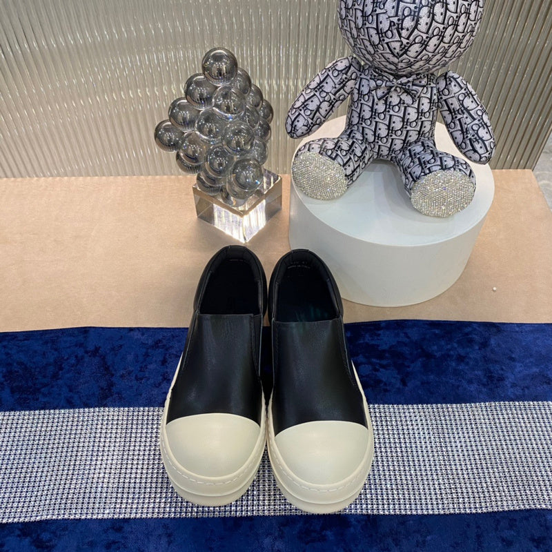 Slip-On Leather Sneakers - Phantom Kicks