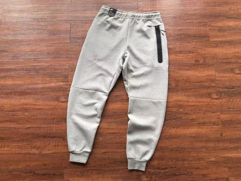 NIKE TECH FLEECE PANTS x GREY - Phantom Kicks