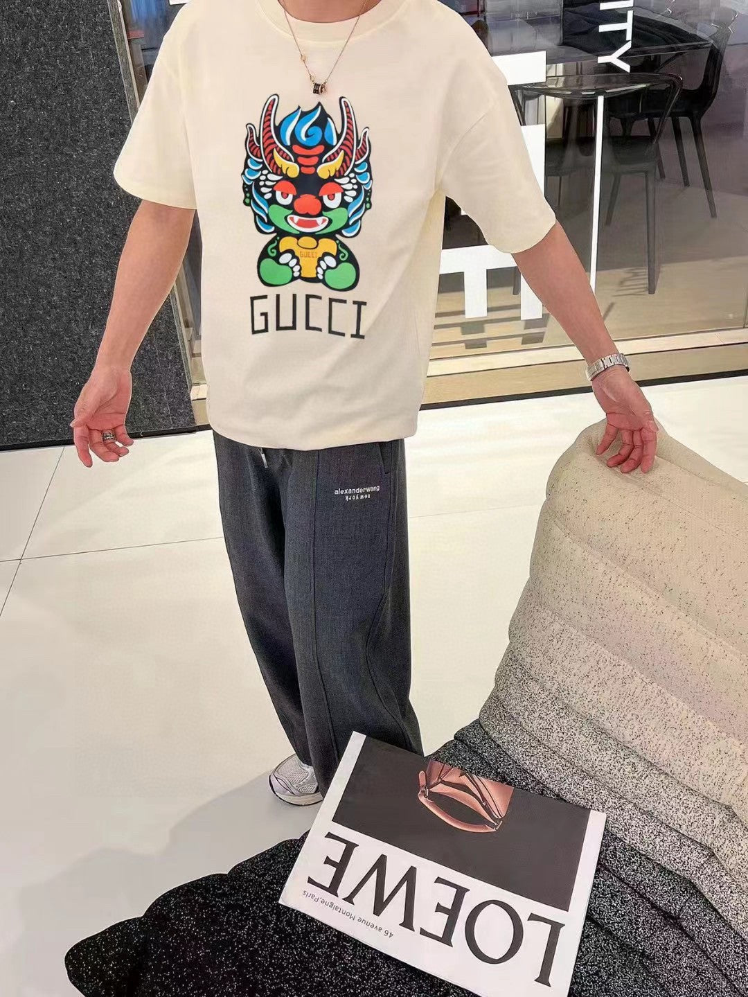 Gucci Dragon Graphic T-shirt - Phantom Kicks