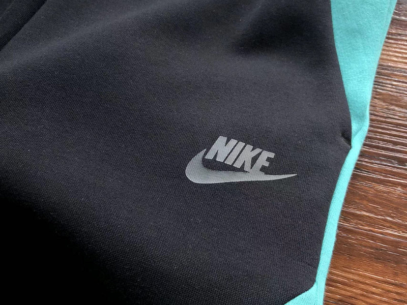 NIKE TECH FLEECE PANTS x WASHED TEAL - Phantom Kicks
