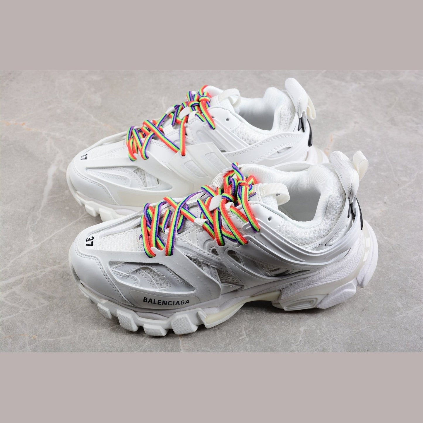 BALENCIAGA TRACK x WHITE WHITE - Phantom Kicks