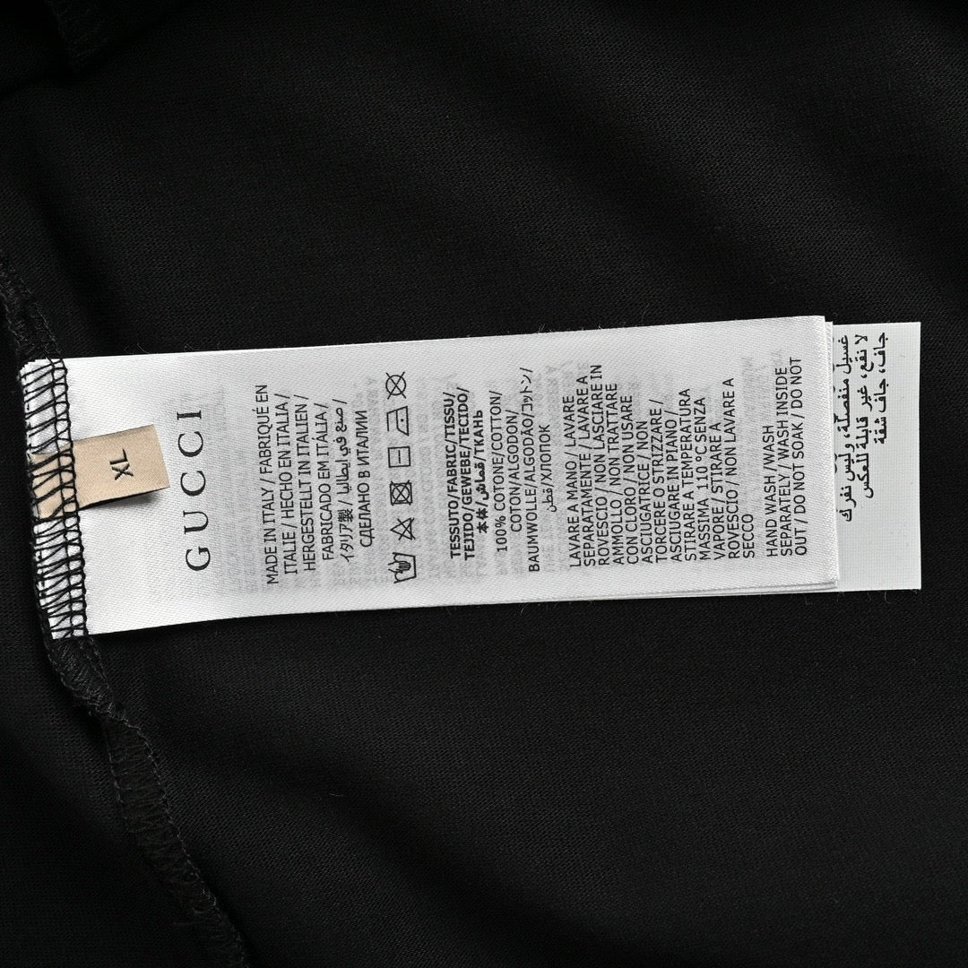Gucci Strawberry Logo T-Shirt (Black) - Phantom Kicks