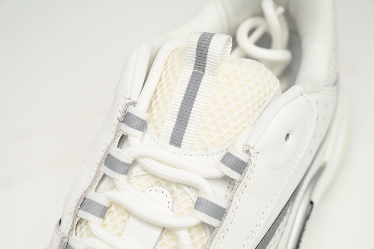 DIOR B22 WHITE SILVER - Phantom Kicks