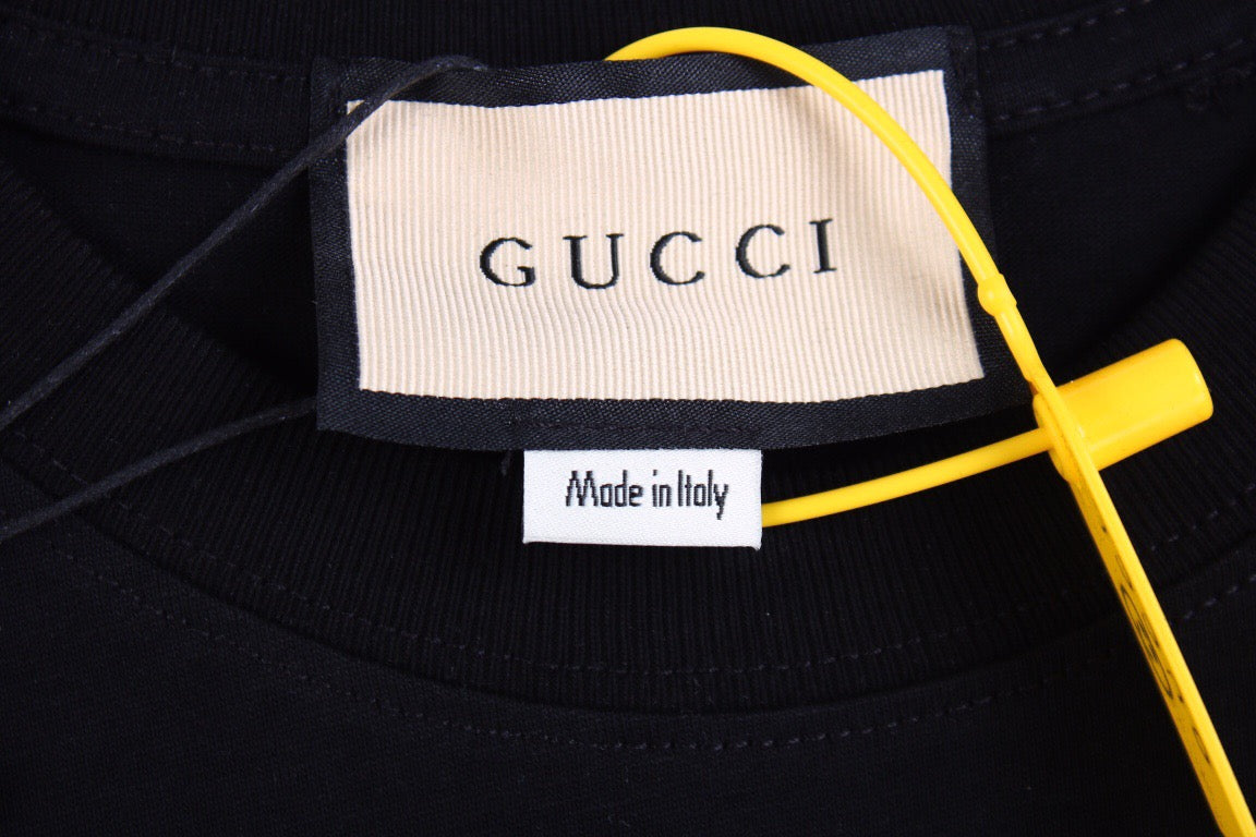 Gucci T-shirt with Embroidered Cities - Phantom Kicks