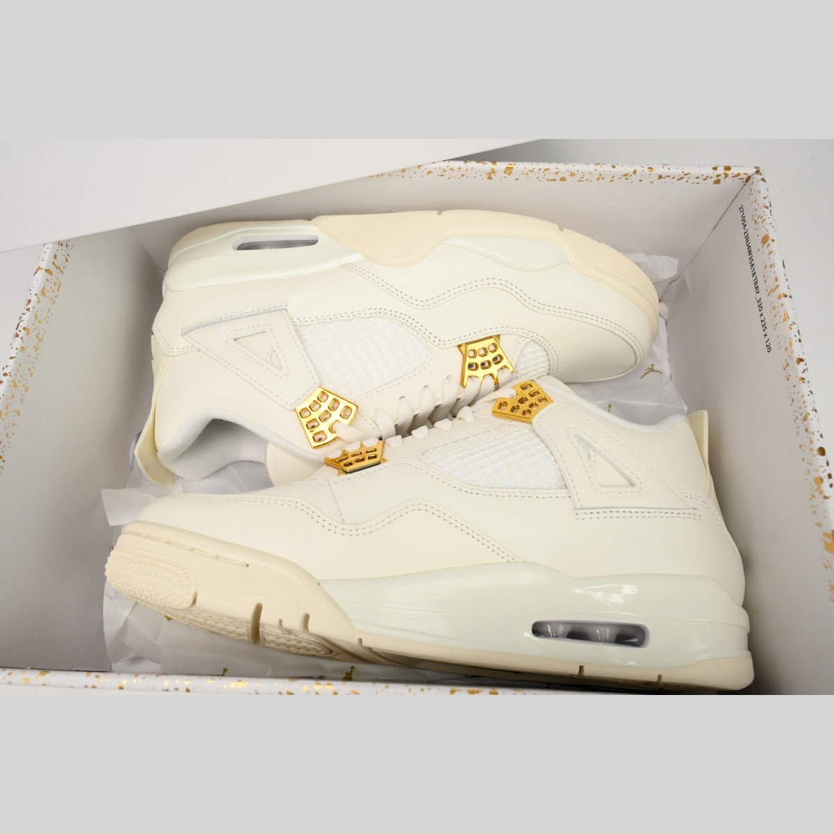 JORDAN 4 x METALLIC GOLD - Phantom Kicks