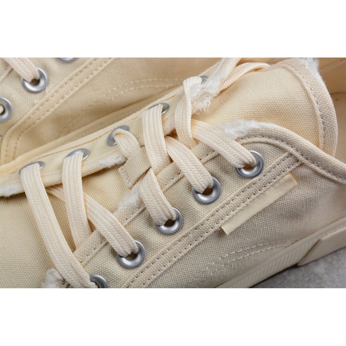 BALENCIAGA PARIS MID VULC DESTR x BEIGE - Phantom Kicks