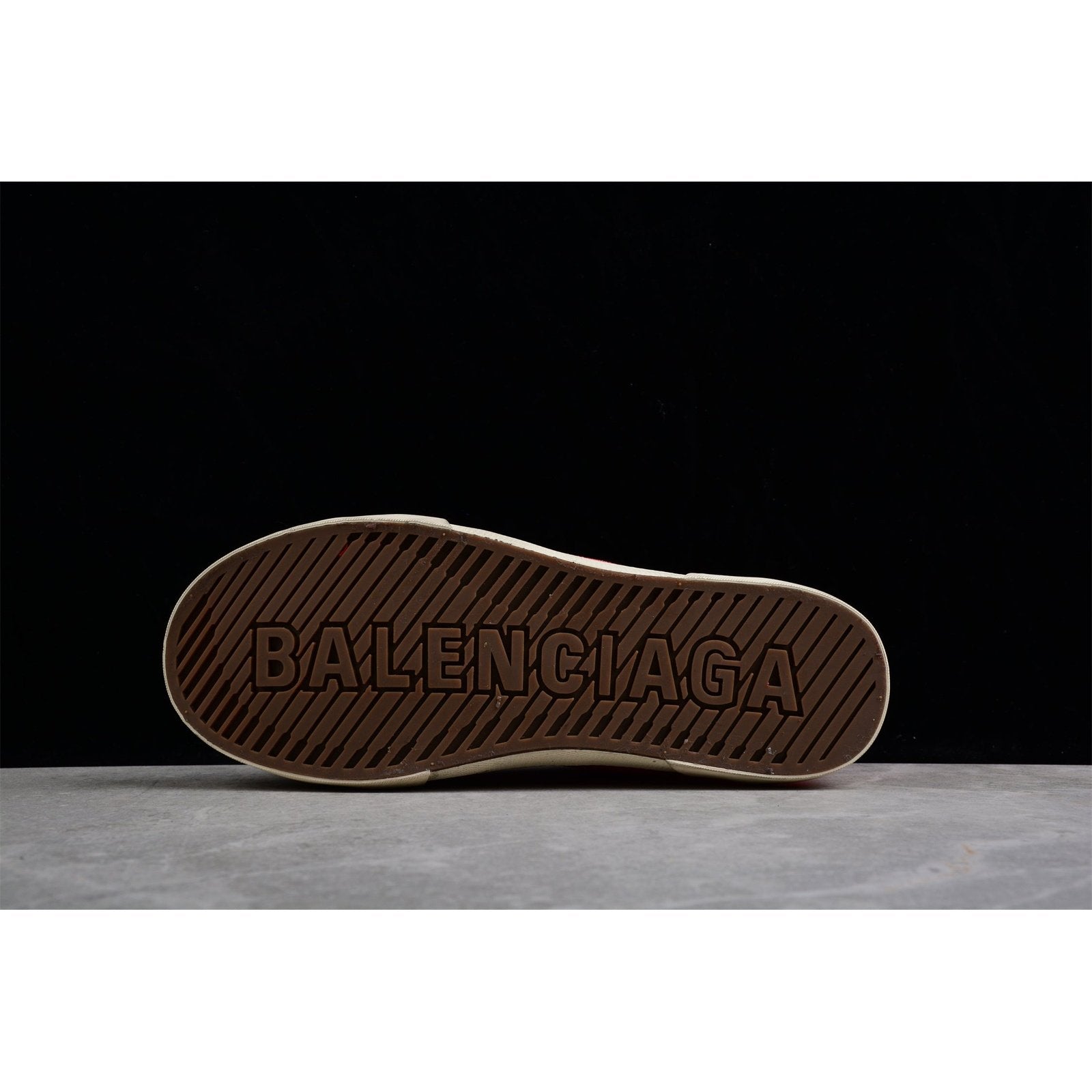 BALENCIAGA PARIS HIGH VULC DESTR x RED - Phantom Kicks