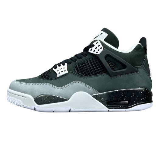 AIR JORDAN 4 x FEAR - Phantom Kicks