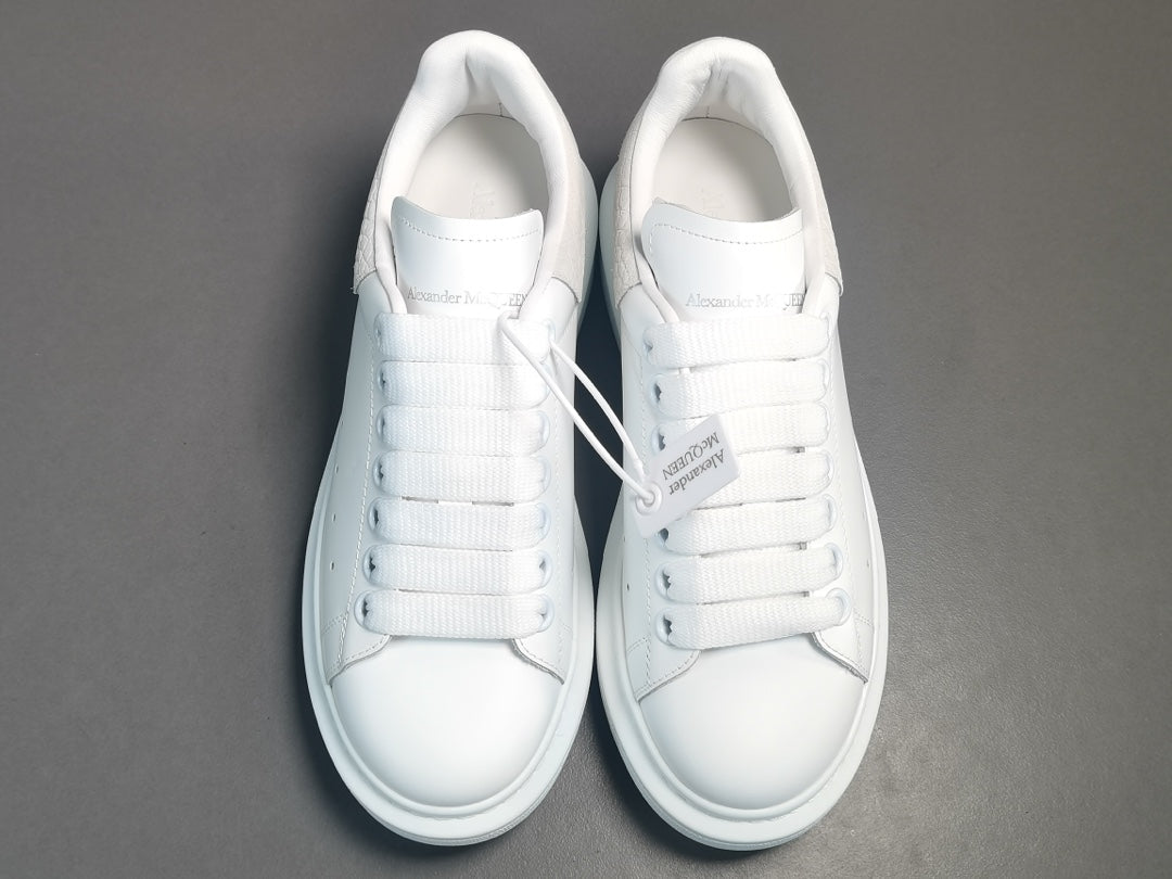 ALEXANDER MCQUEEN SNEAKERS x WHITE VANILLA - Phantom Kicks