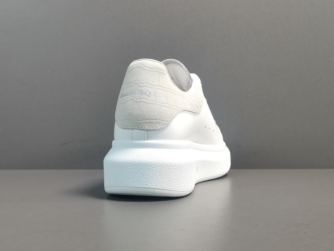 ALEXANDER MCQUEEN SNEAKERS x WHITE VANILLA - Phantom Kicks
