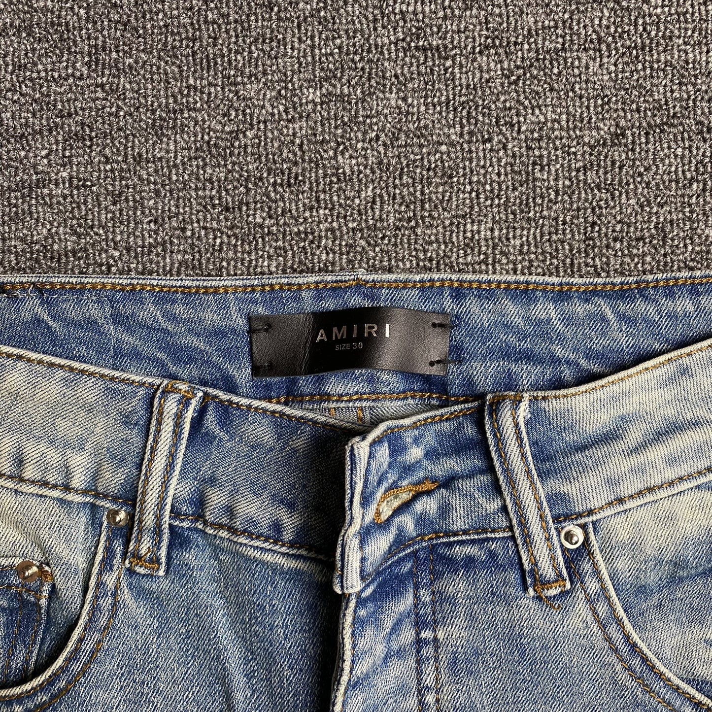 AMIRI VARSITY LOGO JEANS - Phantom Kicks