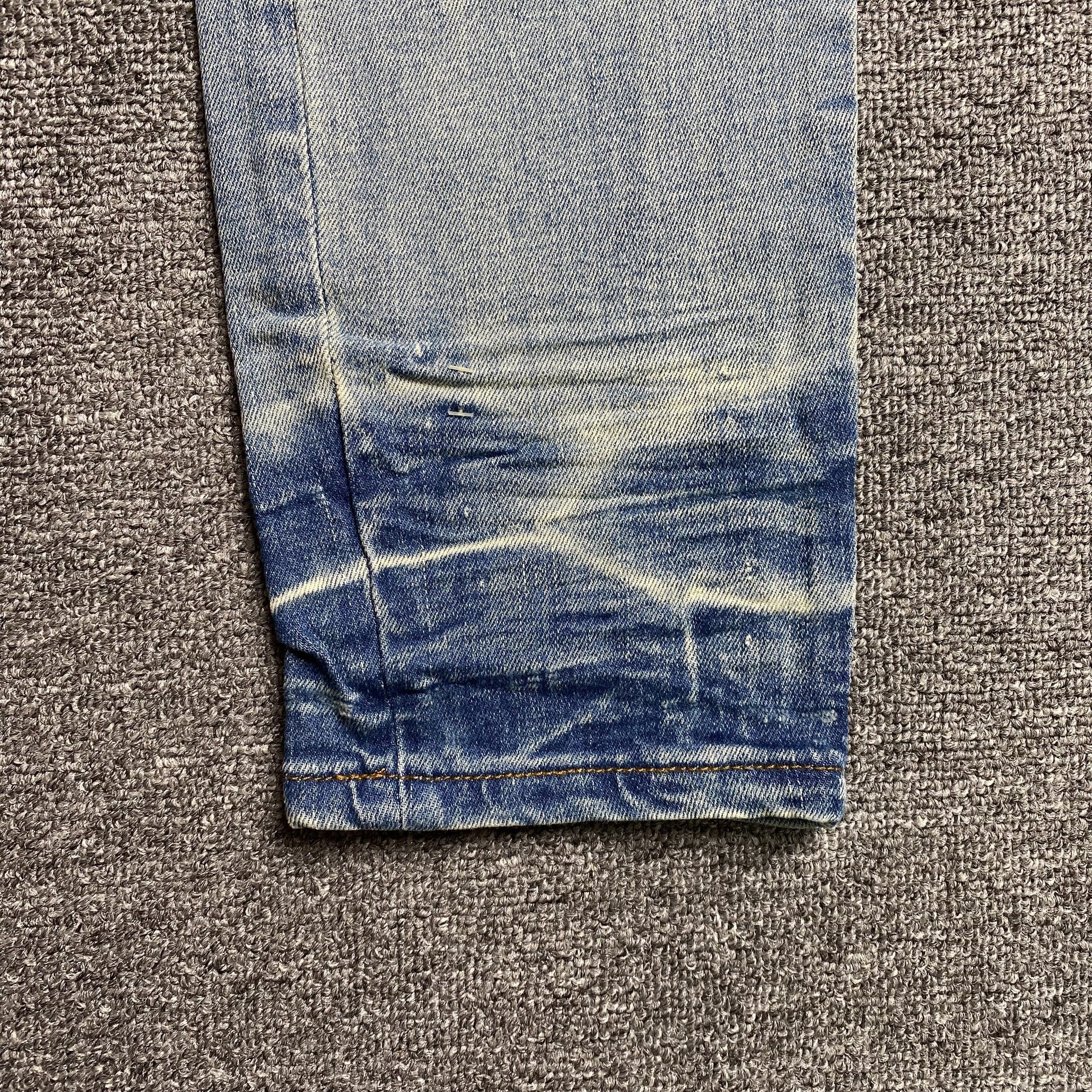 AMIRI VARSITY LOGO JEANS - Phantom Kicks