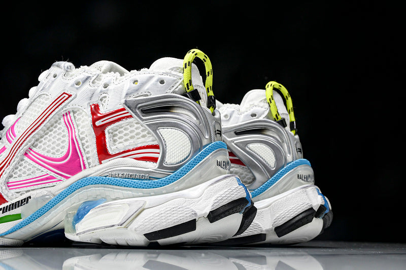 BALENCIAGA RUNNER x WHITE MULTICOLOR - Phantom Kicks