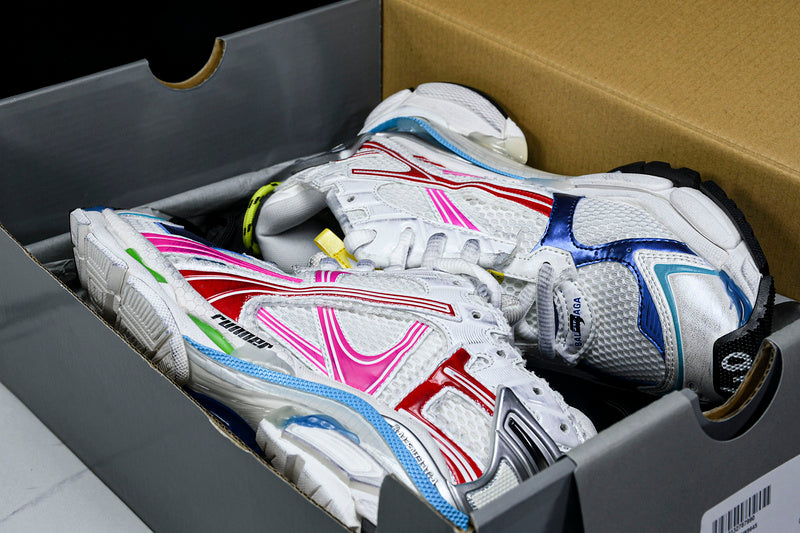 BALENCIAGA RUNNER x WHITE MULTICOLOR - Phantom Kicks