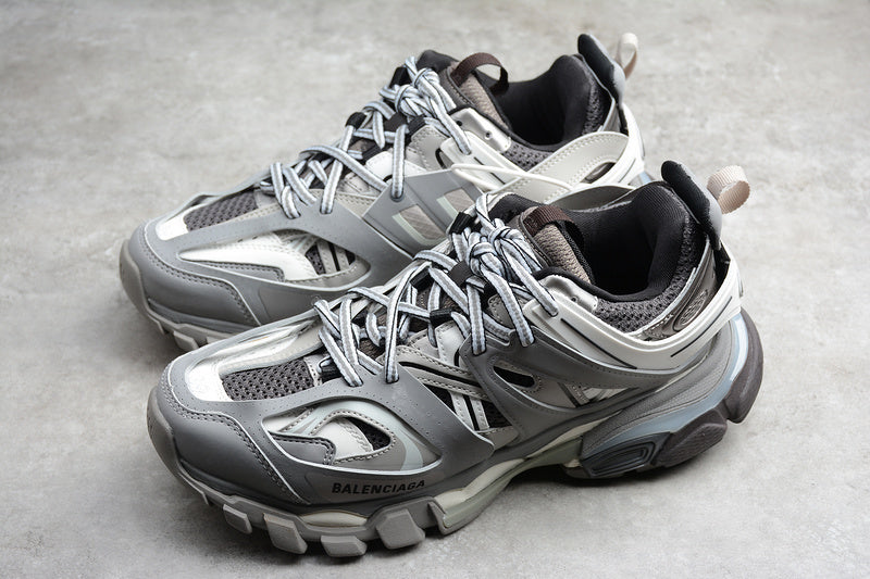 BALENCIAGA TRACK x GREY BLACK - Phantom Kicks