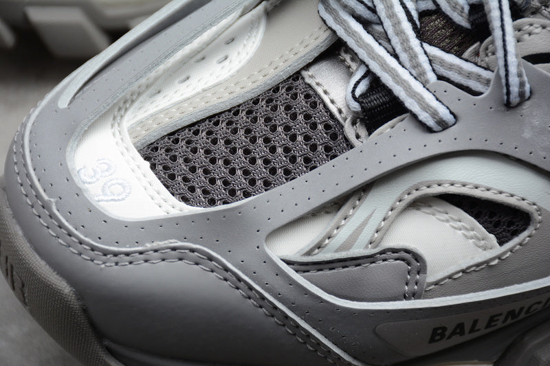 BALENCIAGA TRACK x GREY BLACK - Phantom Kicks