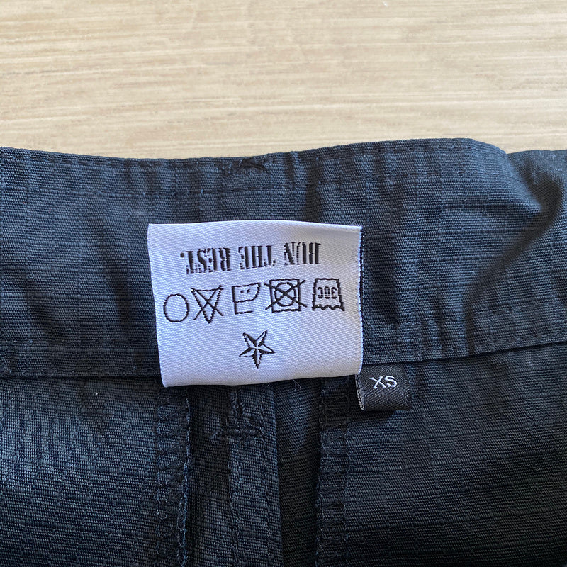 CORTEIZ ALCATRAZ CARGO PANTS BLACK/WHITE - Phantom Kicks