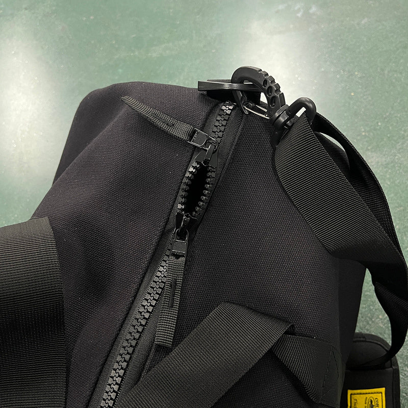 CORTEIZ DUFFLE BAG BLACK - Phantom Kicks