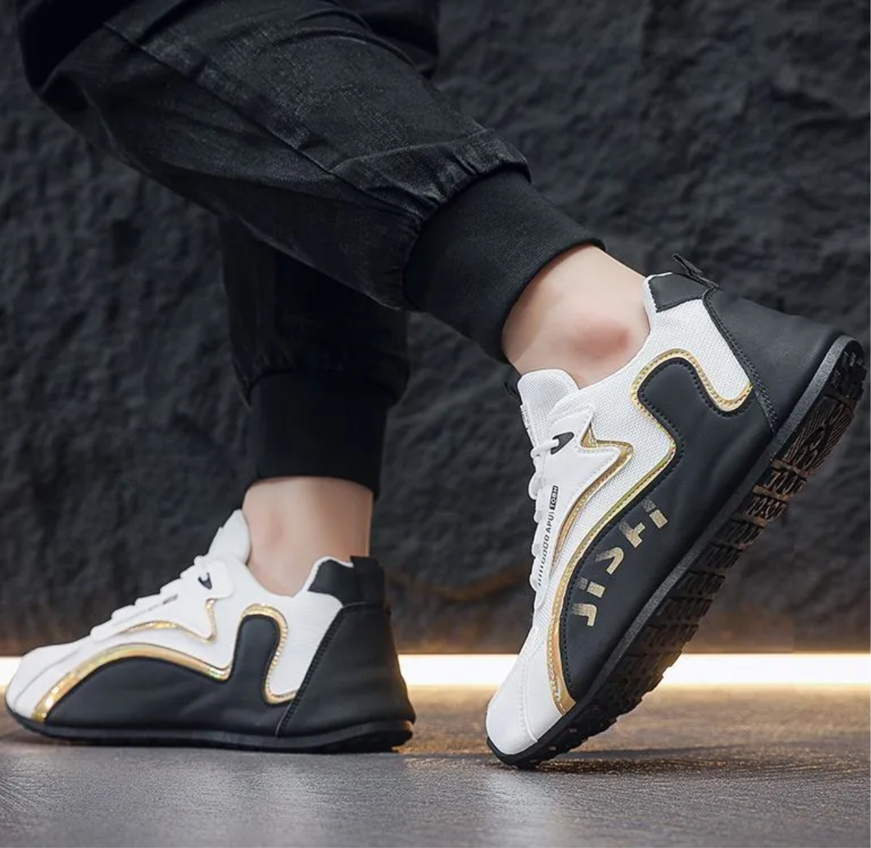 Men's fashionable, lightweight, comfortable, trendy and casual sports shoes, durable, anti slip, strong grip, versatile running shoes - Phantom Kicks