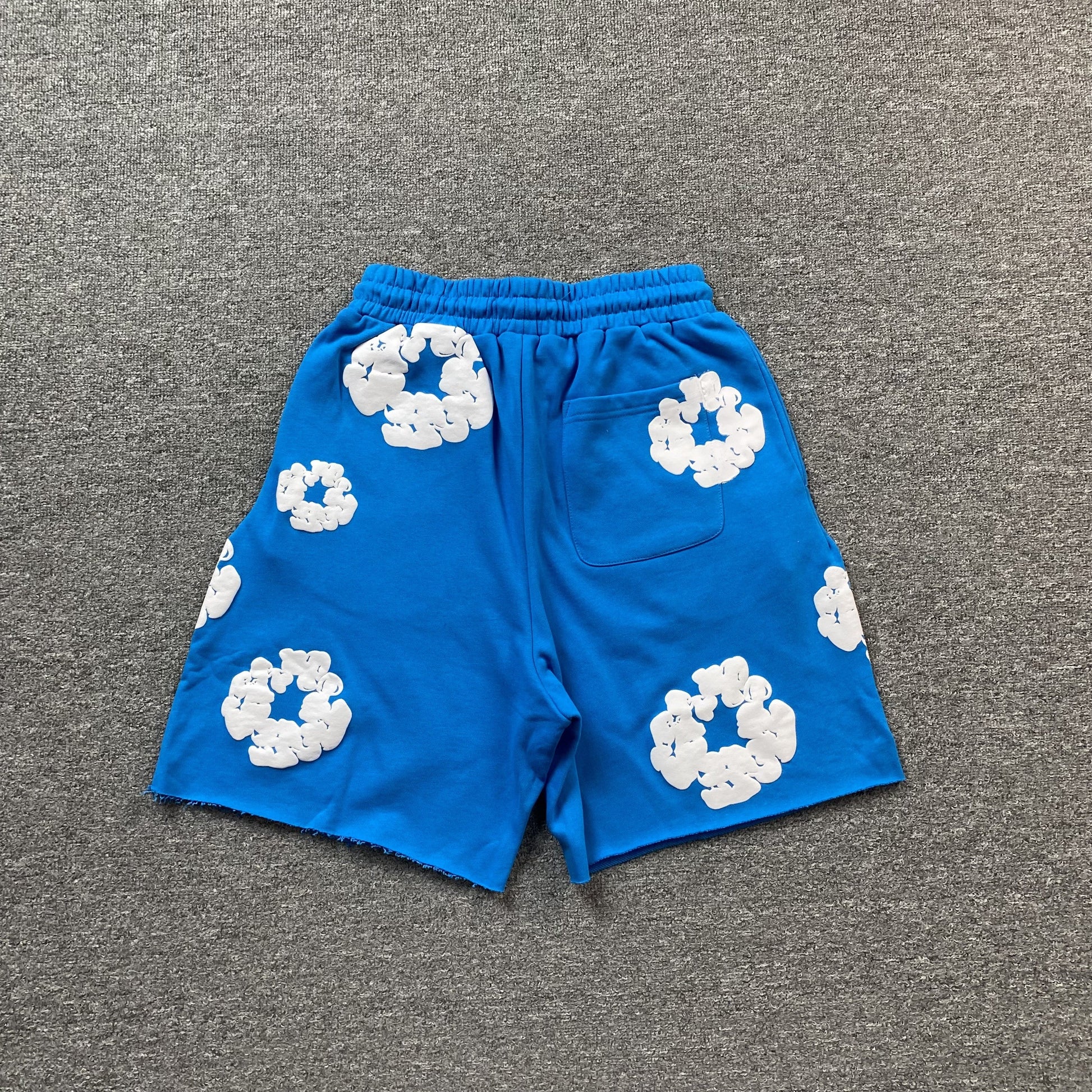 DENIM TEARS COTTON WREATH SHORTS AZURE BLUE - Phantom Kicks