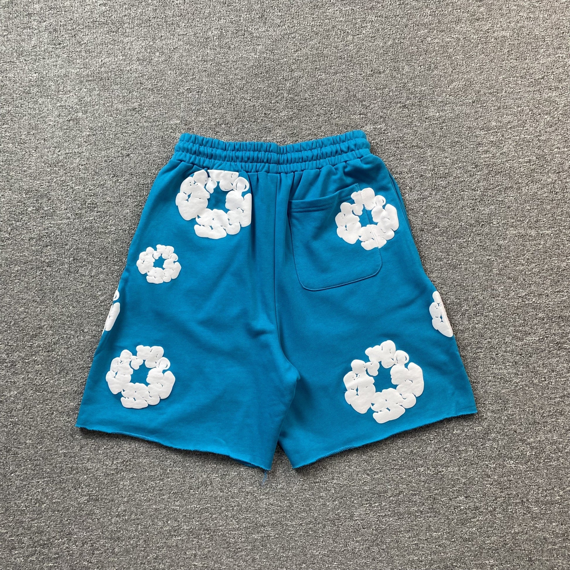 DENIM TEARS COTTON WREATH SHORTS CERULEAN - Phantom Kicks