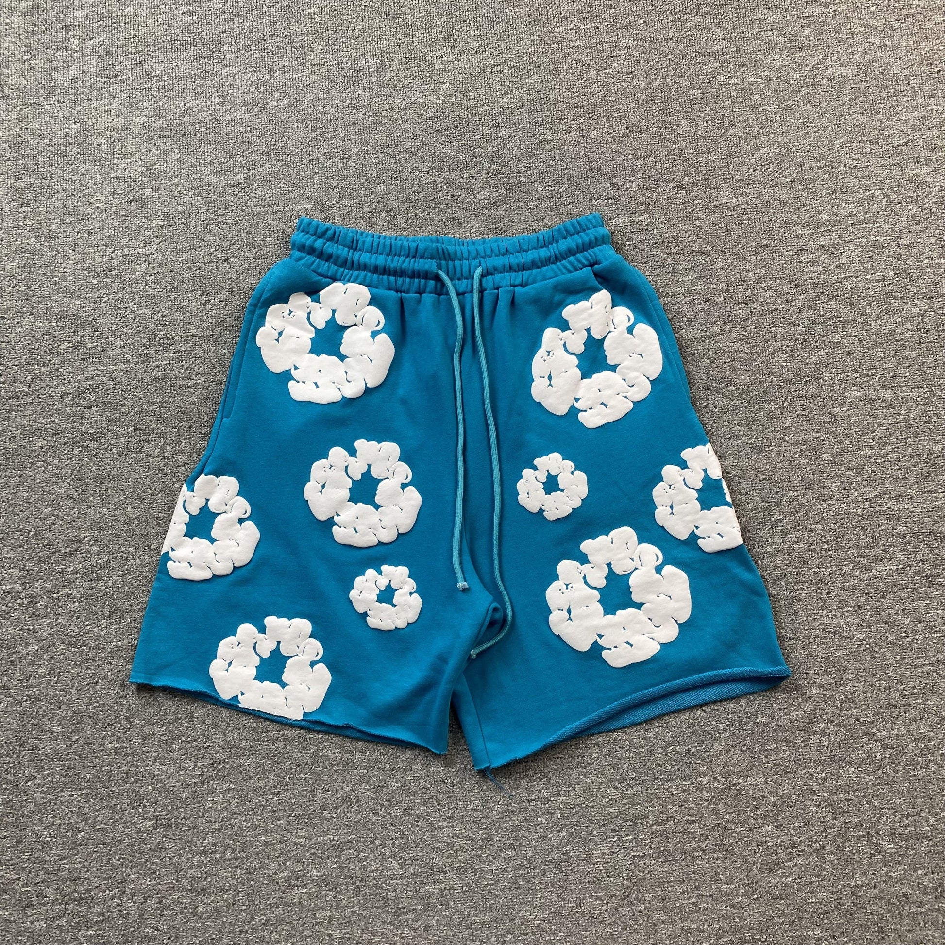 DENIM TEARS COTTON WREATH SHORTS CERULEAN - Phantom Kicks